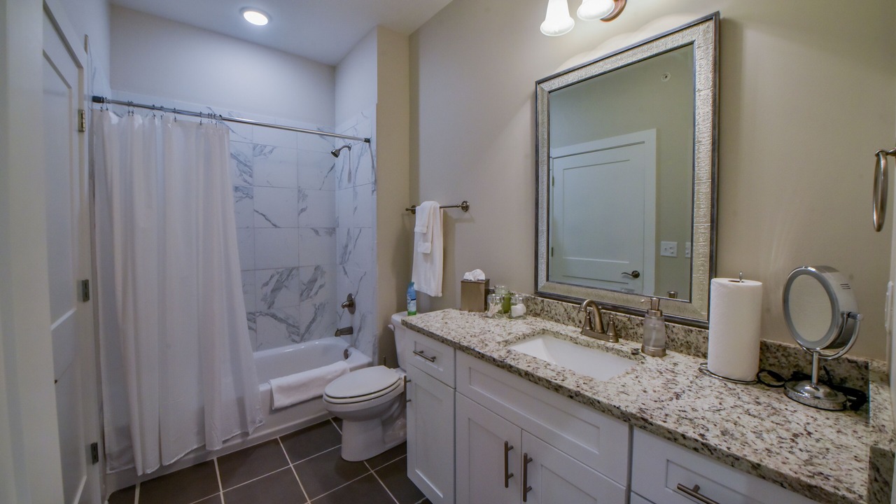 Photo of Bathroom in Tuscaloosa