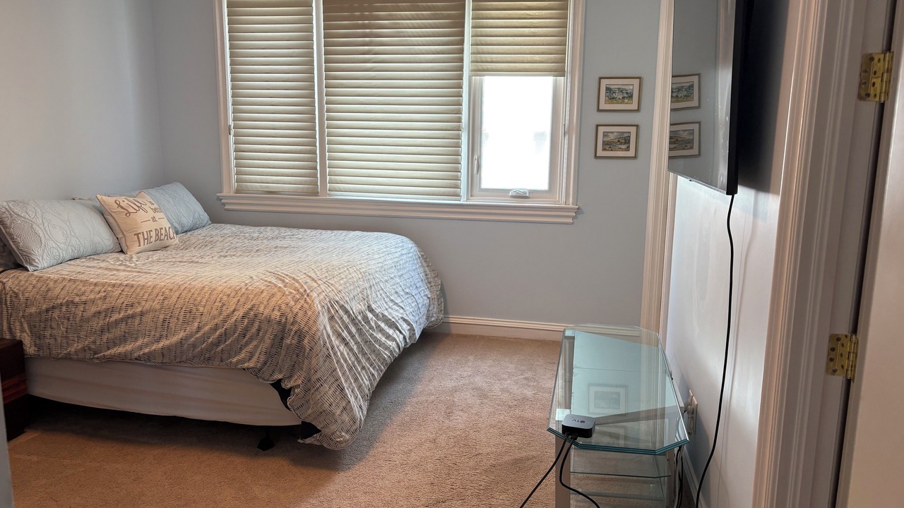 Photo of Bedroom in Oxnard Shores