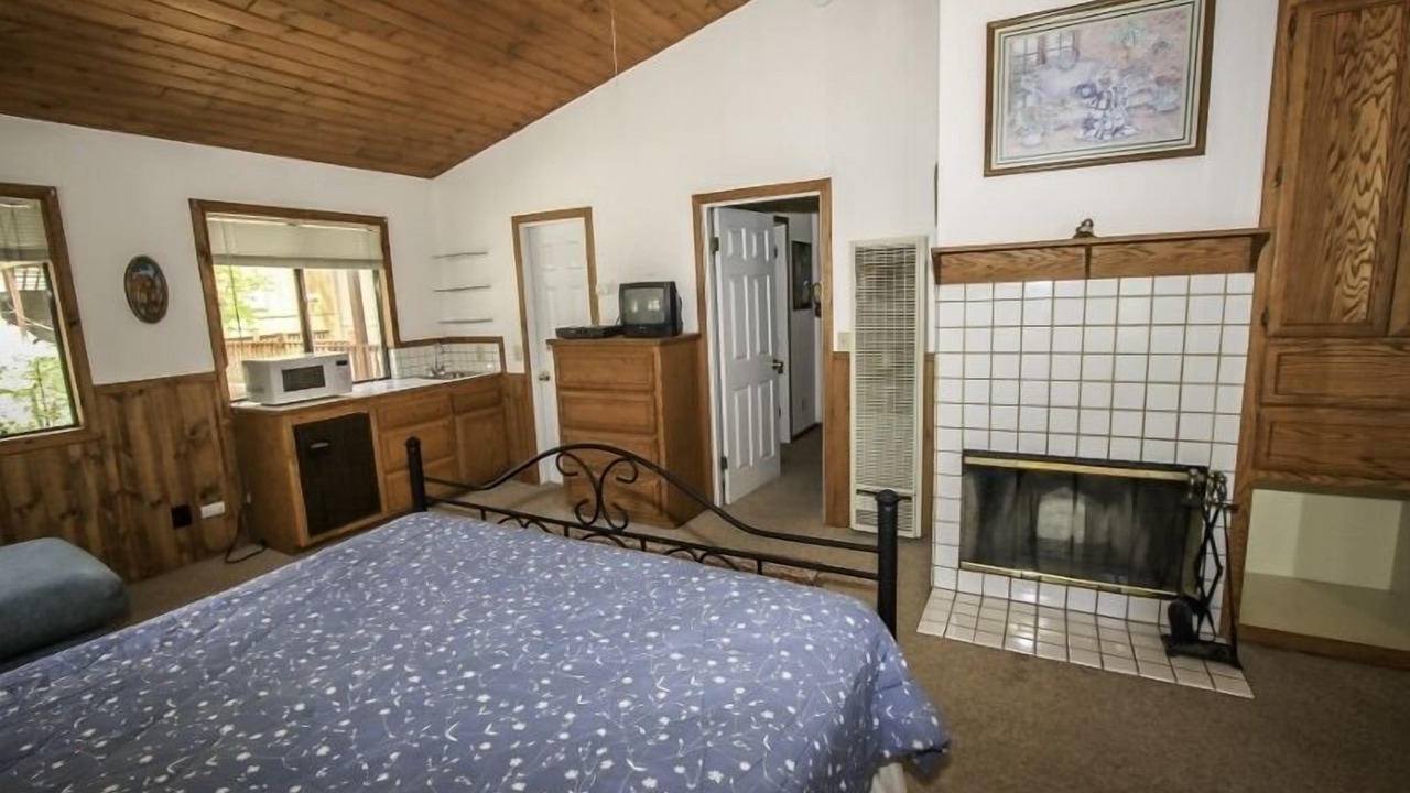 Photo of Bedroom in Fox Farm