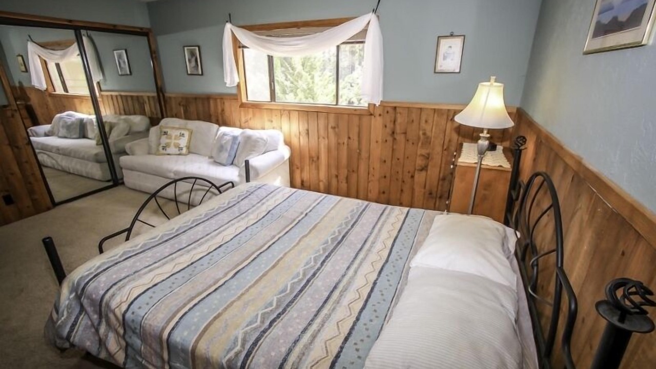Photo of Bedroom in Fox Farm