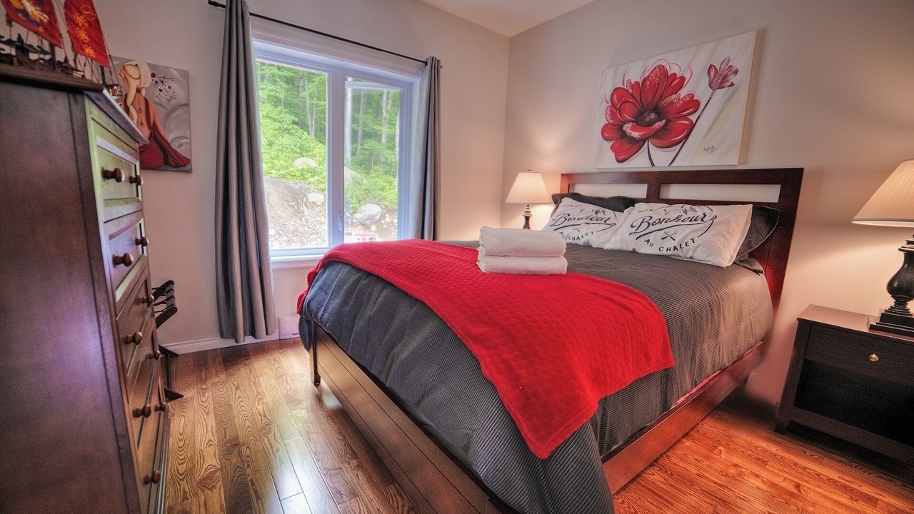 Photo of Bedroom in L'Anse-Saint-Jean