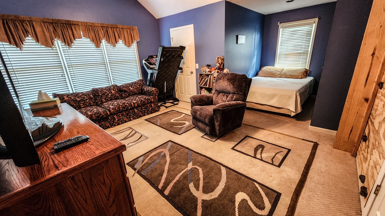 Photo of Bedroom in Taylorville