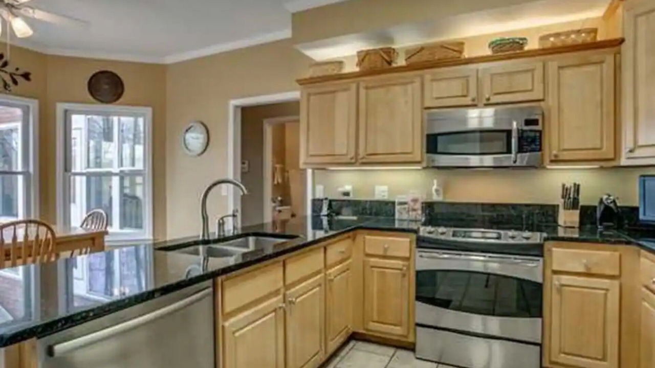 Photo of Kitchen in Taylorville