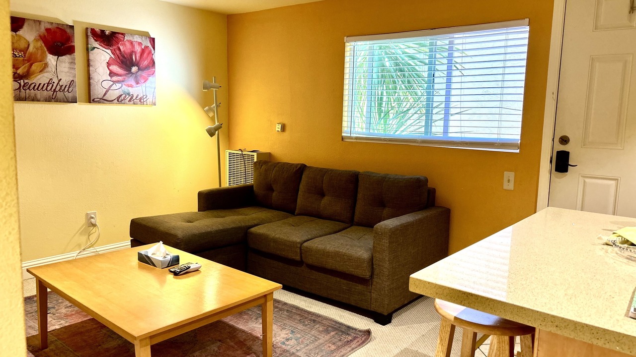 Photo of Livingroom in El Cerrito
