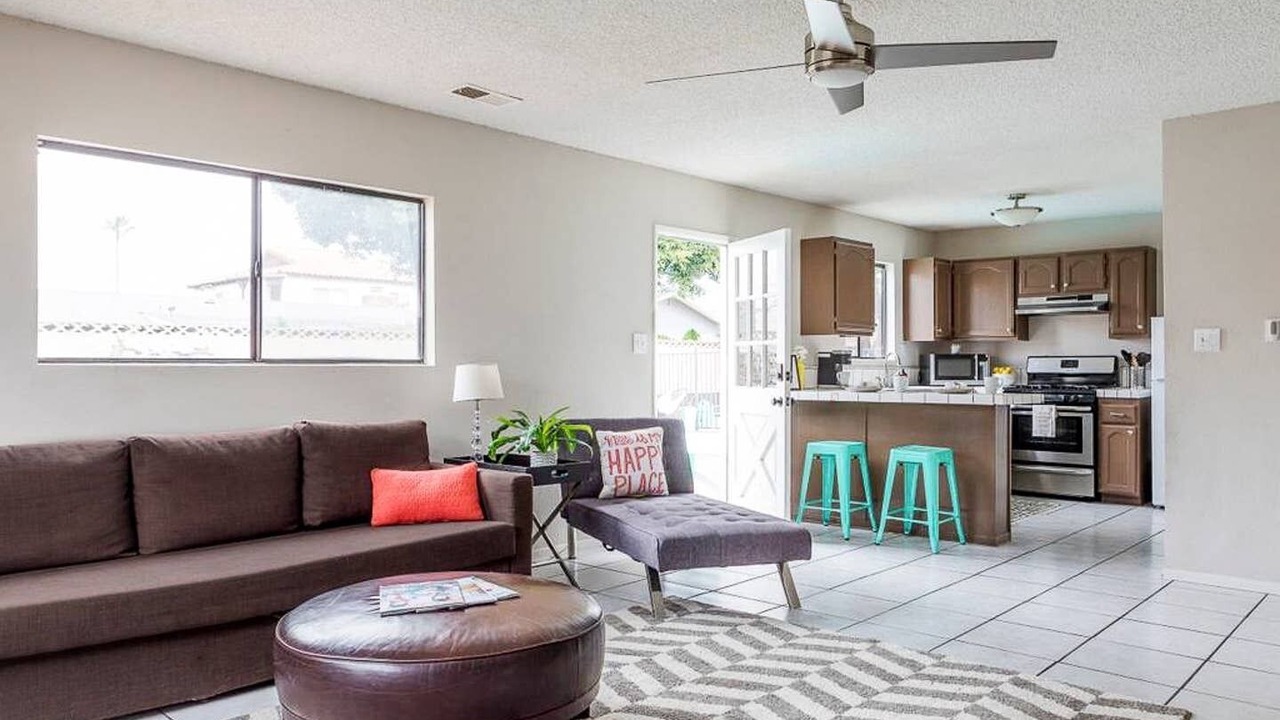 Photo of Livingroom in Sutter