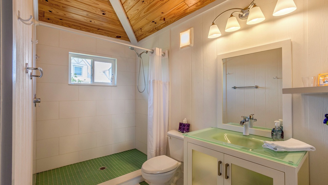 Photo of Bathroom in Great Guana Cay