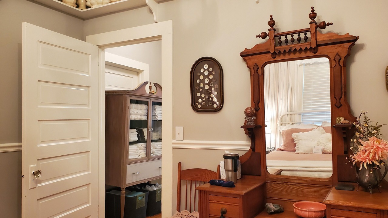 Photo of Bedroom in Saluda