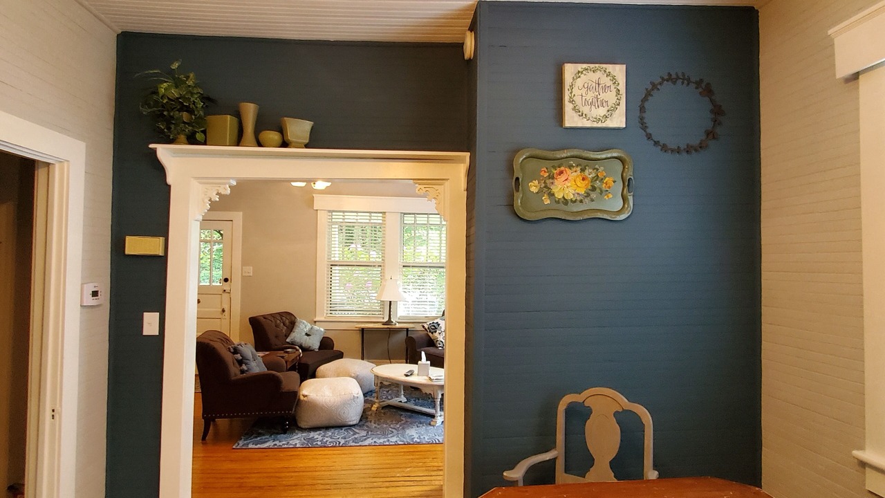 Photo of Livingroom in Saluda