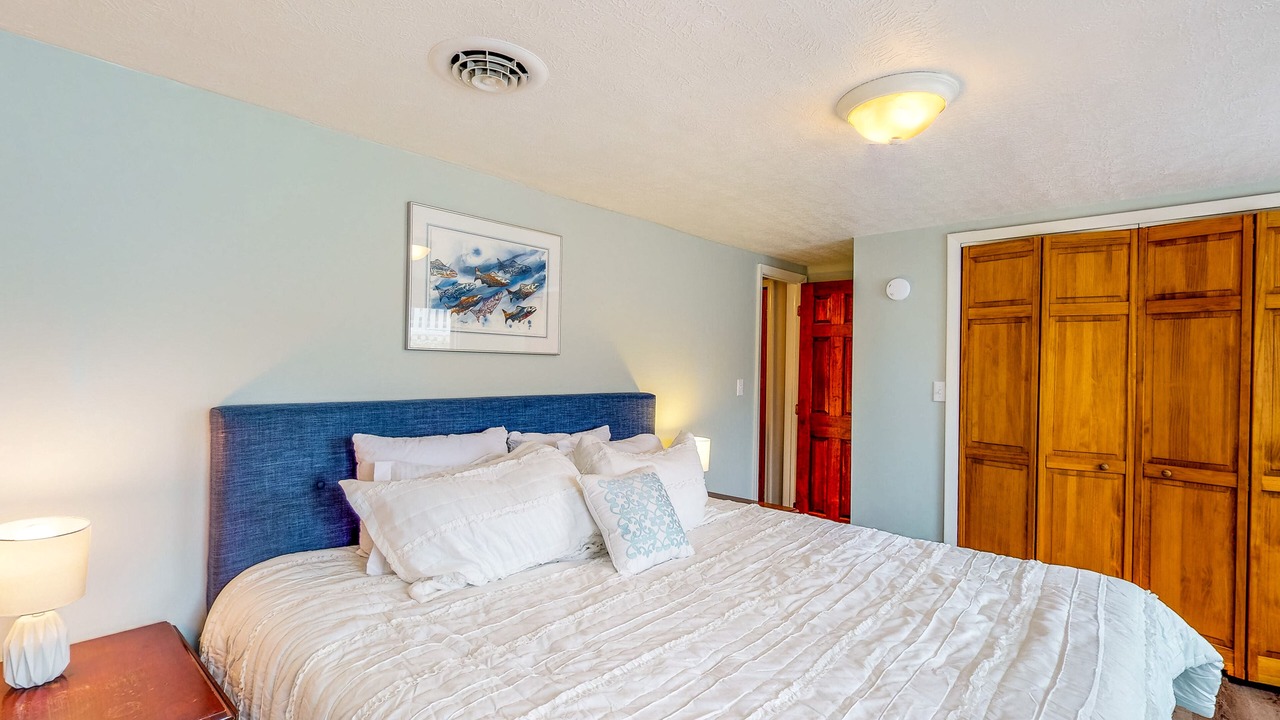 Photo of Bedroom in Canandaigua