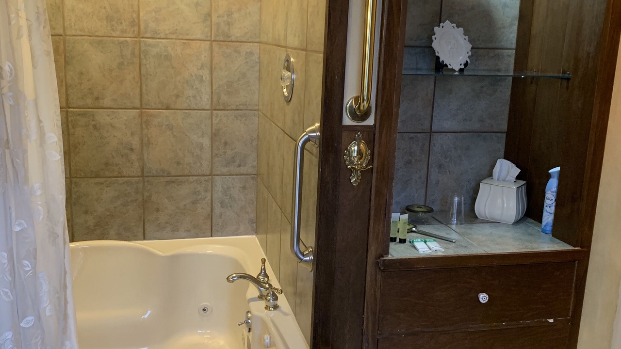 Photo of Bedroom in Canandaigua