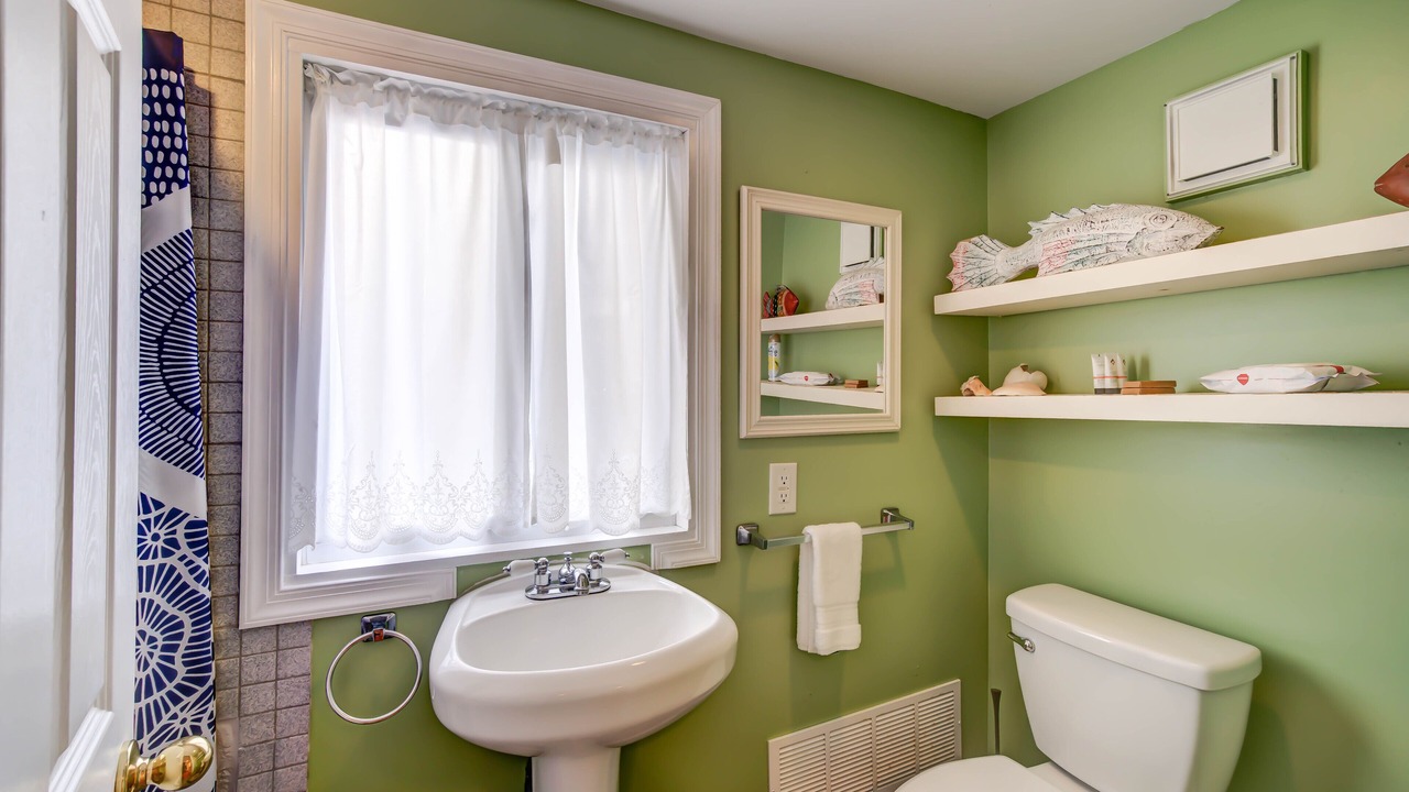 Photo of Bathroom in Rehoboth by the Sea