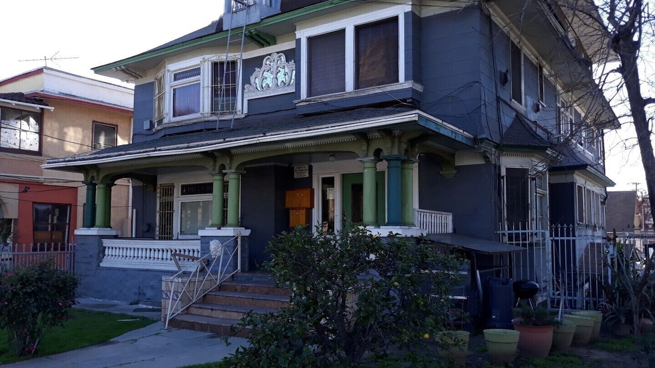 Photo of Outdoor in Pico-Union
