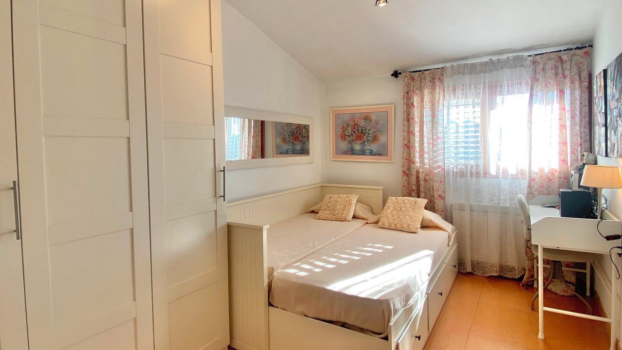 Photo of Bedroom in Sils