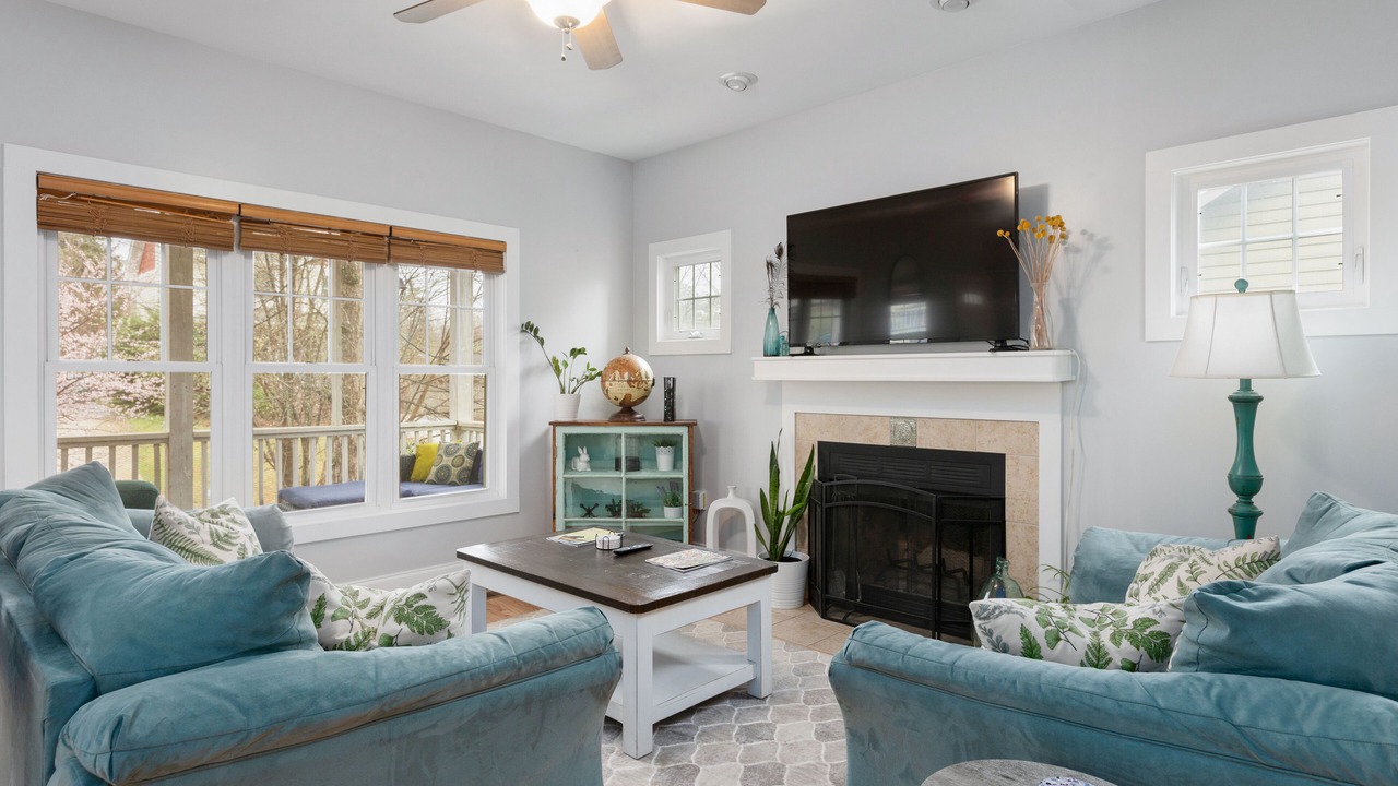 Photo of Livingroom in Oakley