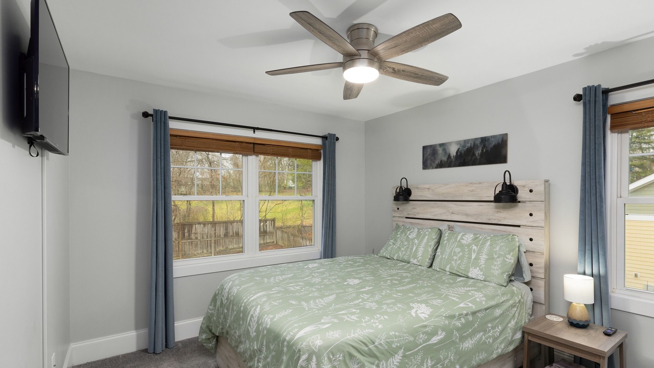 Photo of Bedroom in Oakley