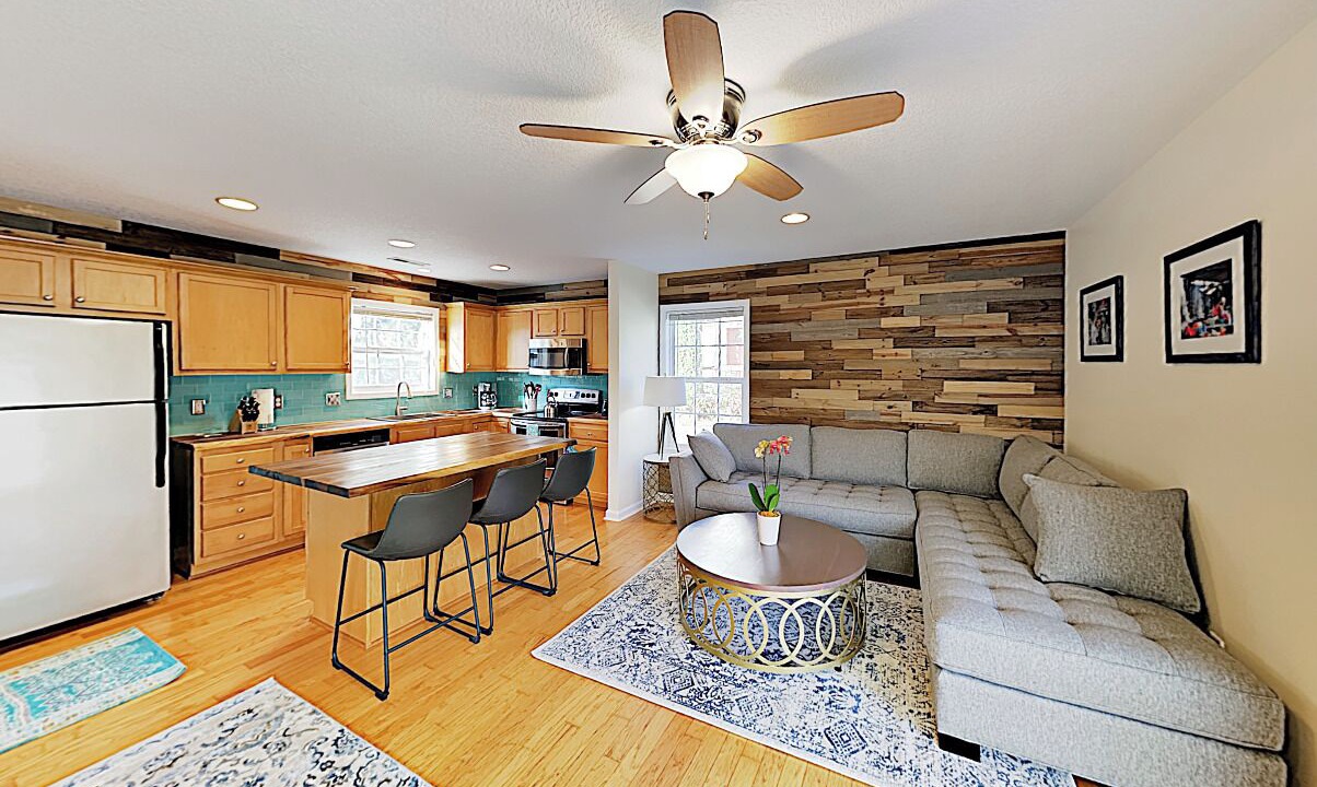 Photo of Livingroom in Woodfin