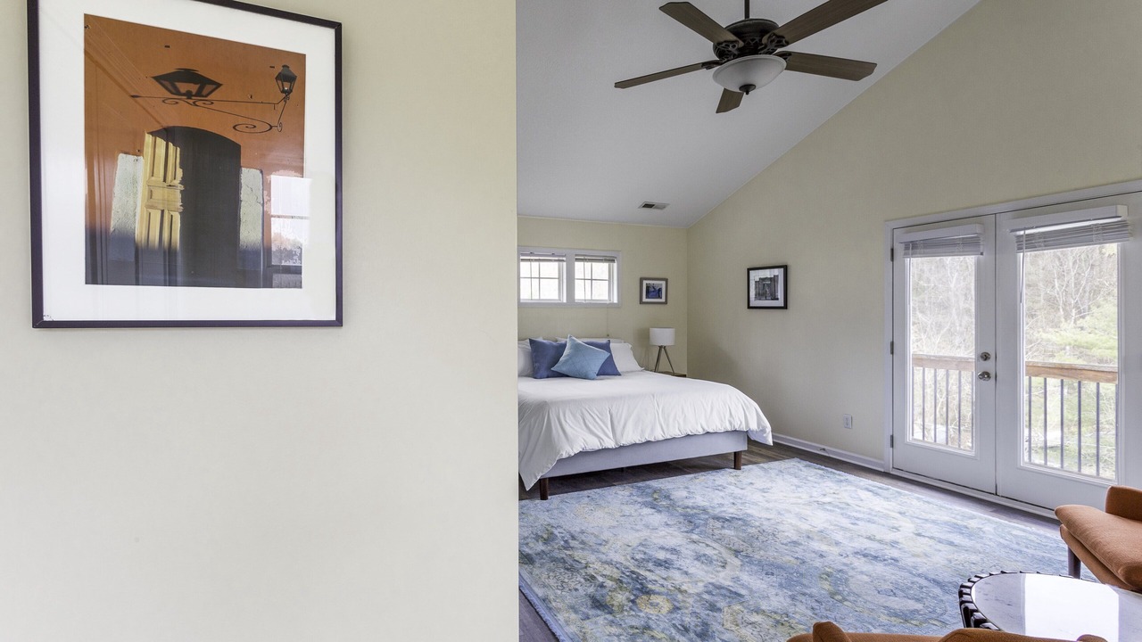 Photo of Bedroom in Woodfin