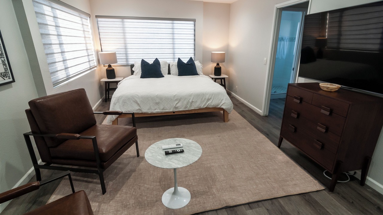 Photo of Bedroom in Peninsula