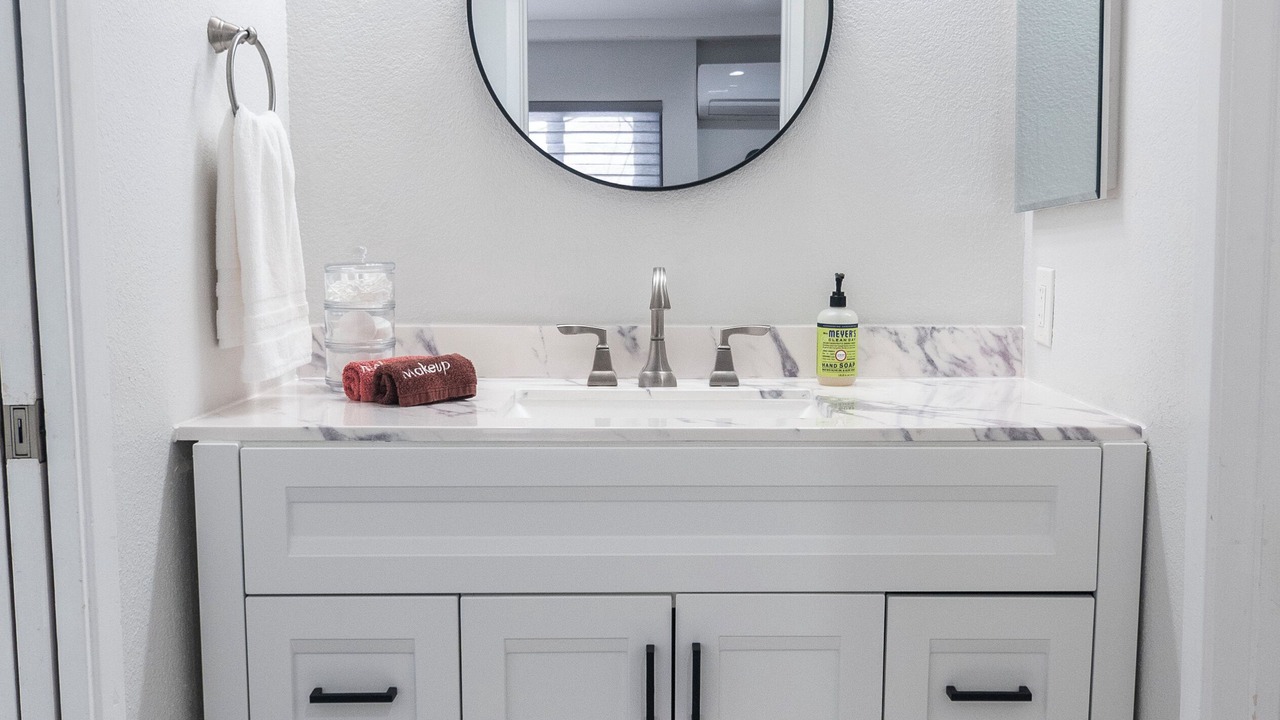 Photo of Bathroom in Peninsula