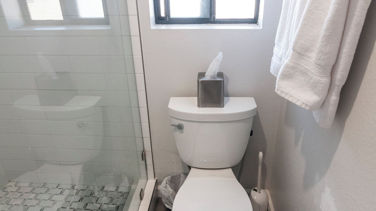 Photo of Bathroom in Peninsula