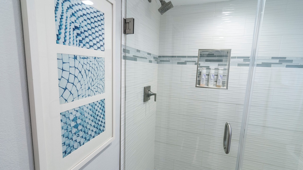 Photo of Bathroom in Peninsula