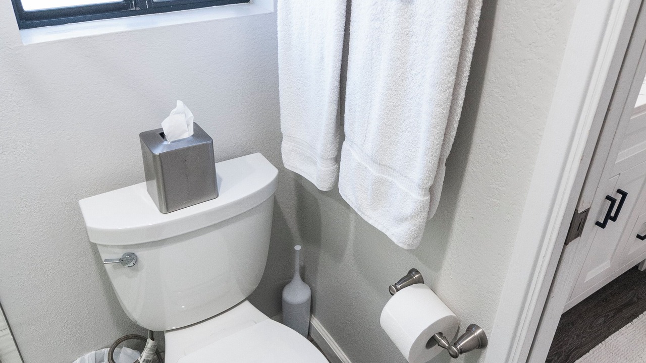 Photo of Bathroom in Peninsula