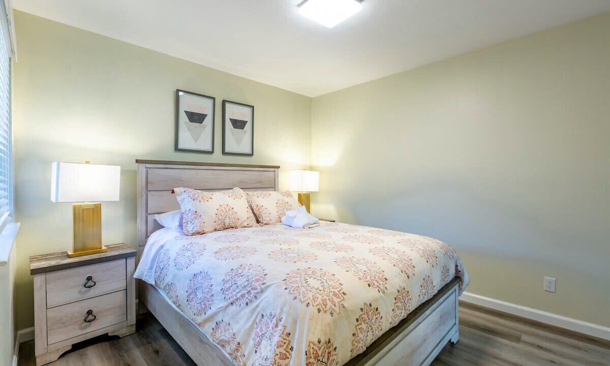 Photo of Bedroom in Willow Glen