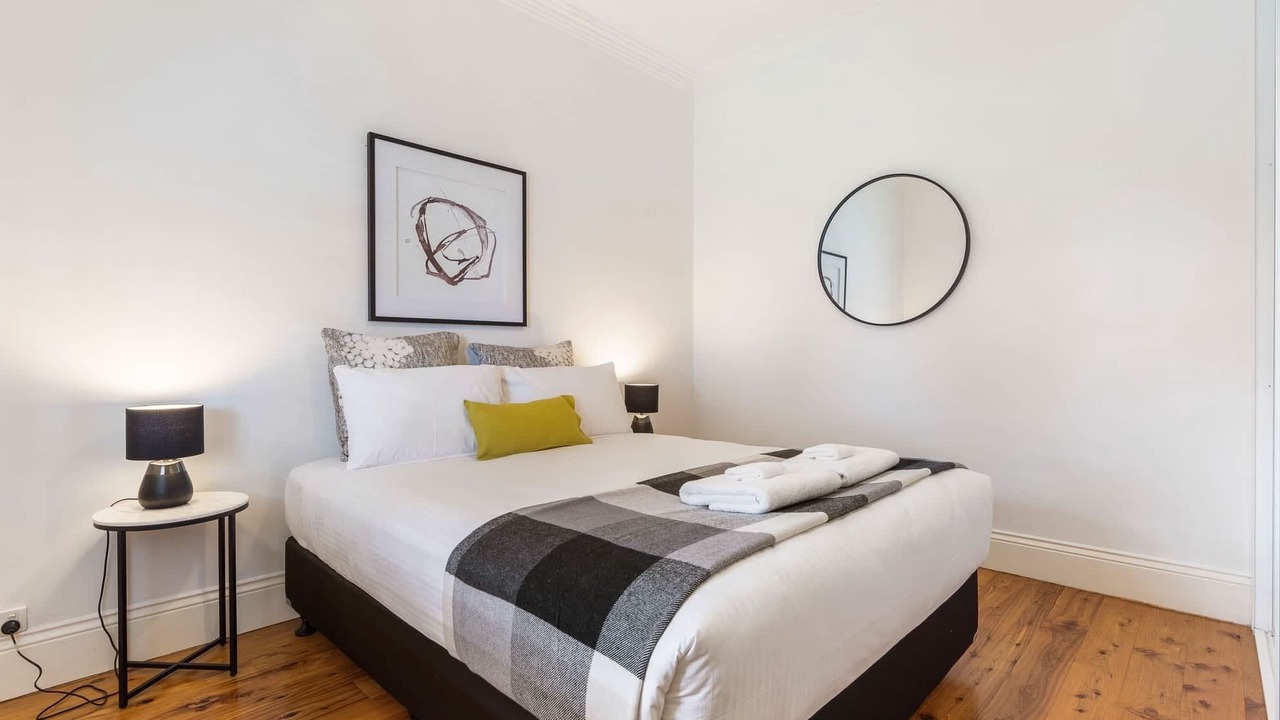 Photo of Bedroom in Orange