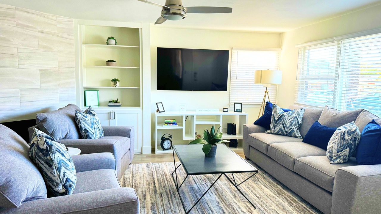 Photo of Livingroom in Corona del Mar