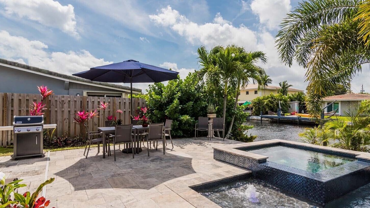 Photo of Outdoor in Wilton Manors