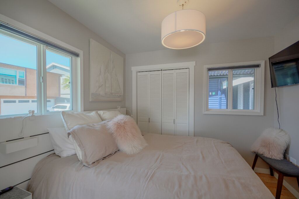 Photo of Bedroom in Sunset Beach