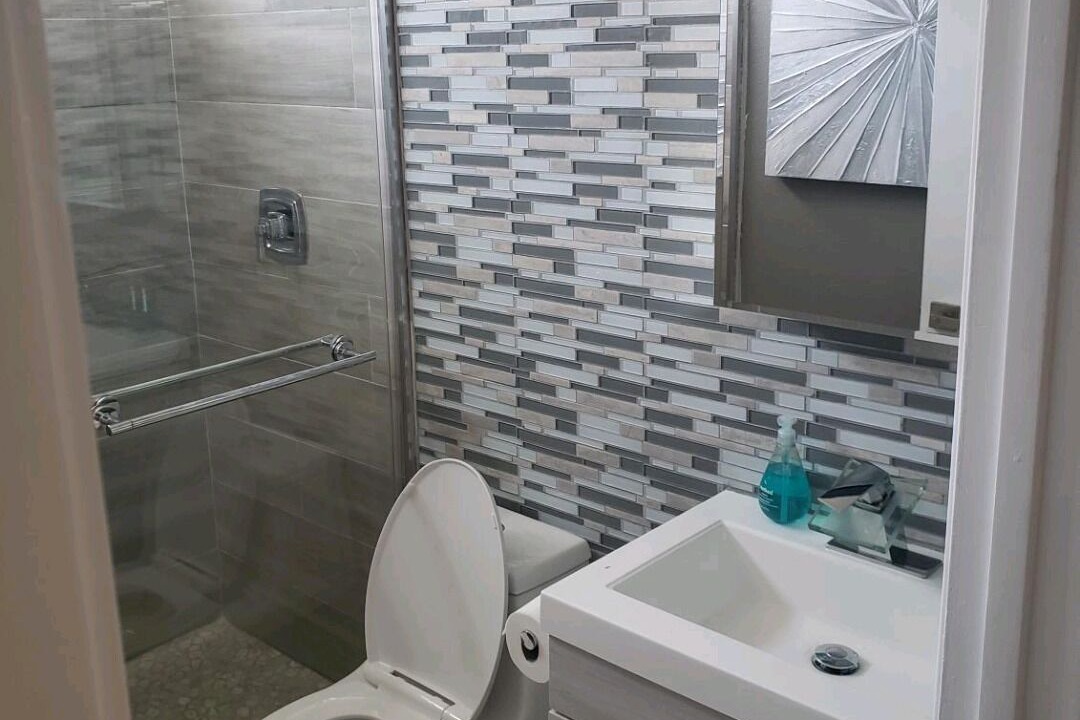 Photo of Bathroom in Westside Costa Mesa