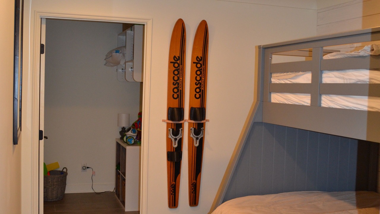Photo of Bedroom in Northport