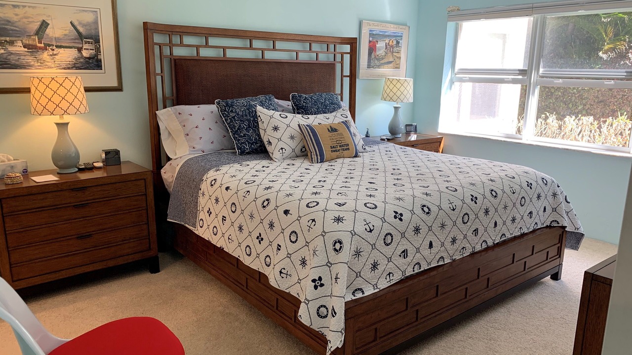 Photo of Bedroom in Palm Beach Shores