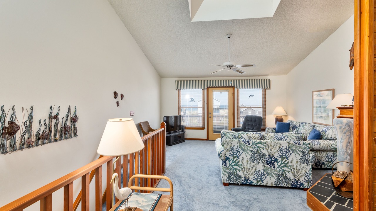 Photo of Livingroom in Kitty Hawk