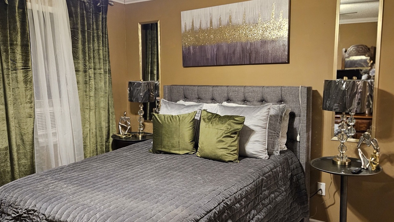 Photo of Bedroom in Batesville