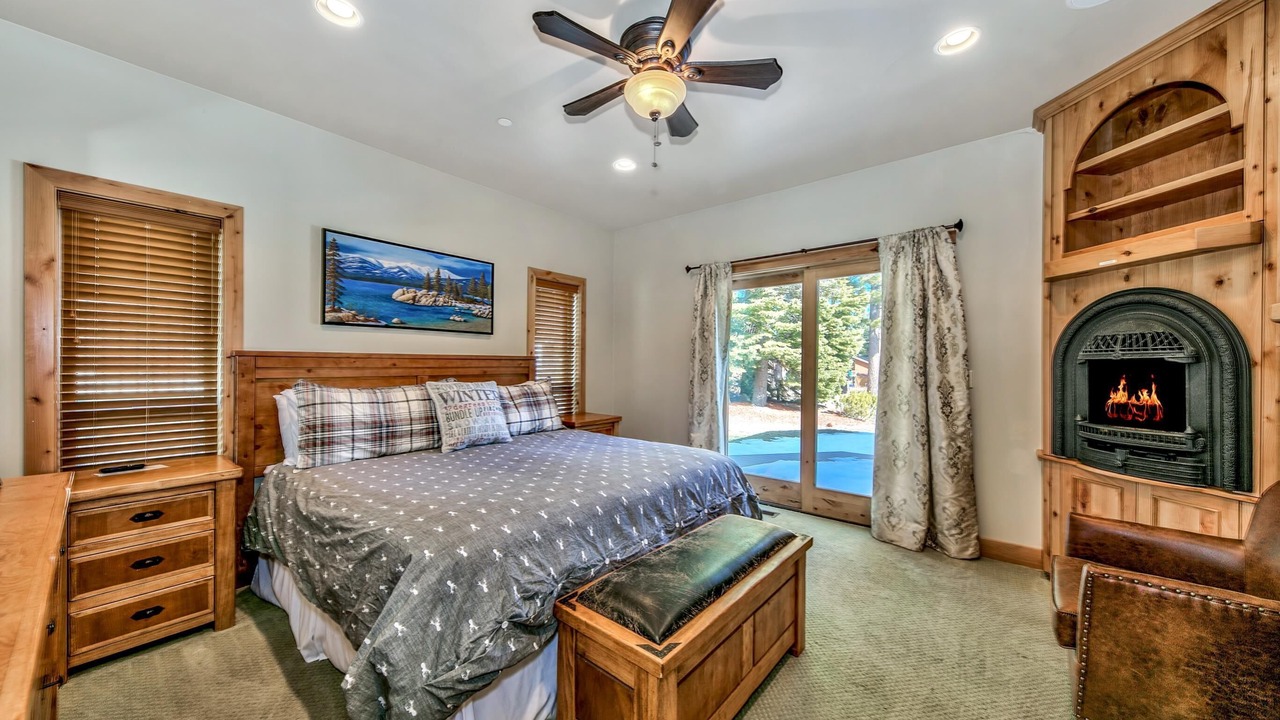 Photo of Bedroom in Mountain View Estates