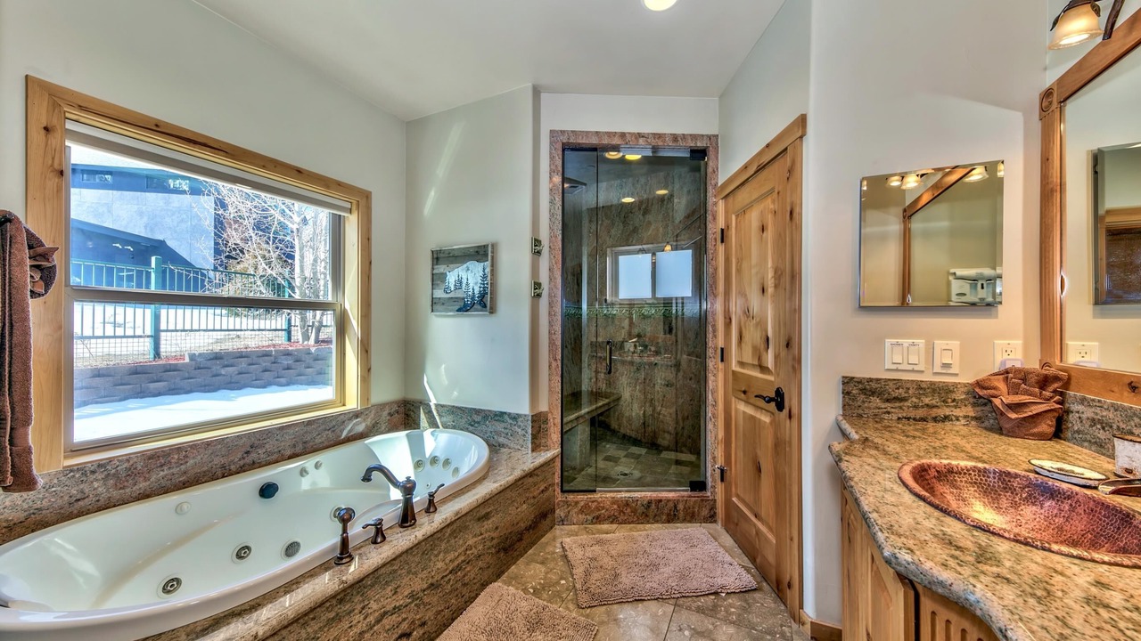 Photo of Bathroom in Mountain View Estates