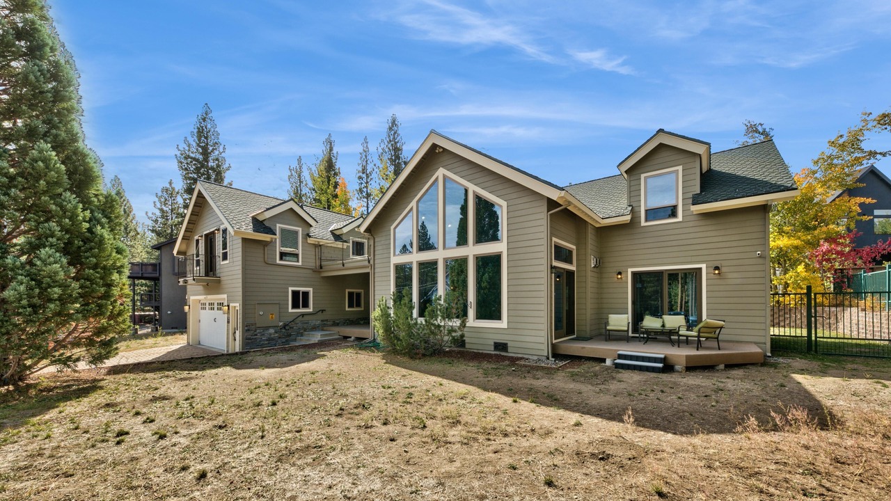 Photo of Outdoor in Mountain View Estates