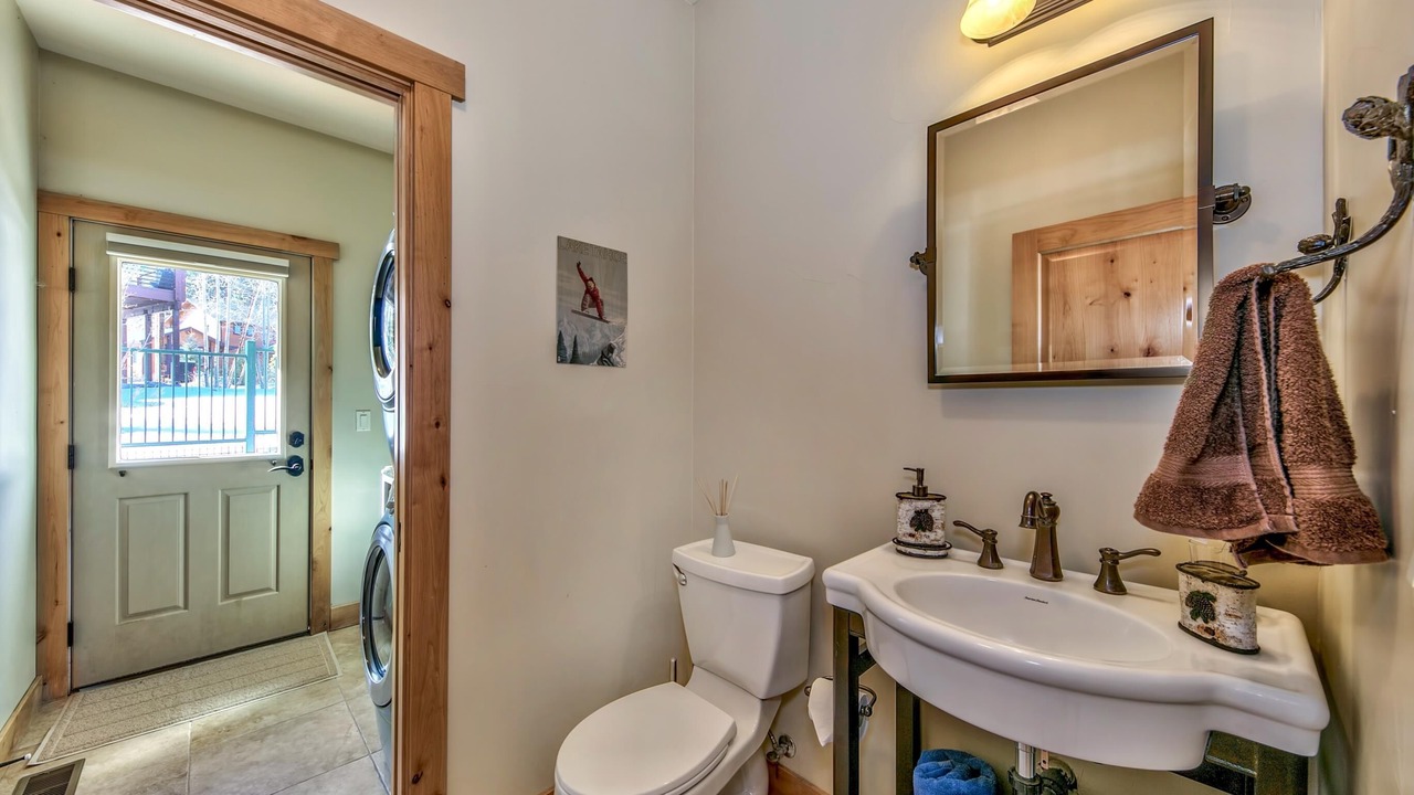 Photo of Bathroom in Mountain View Estates