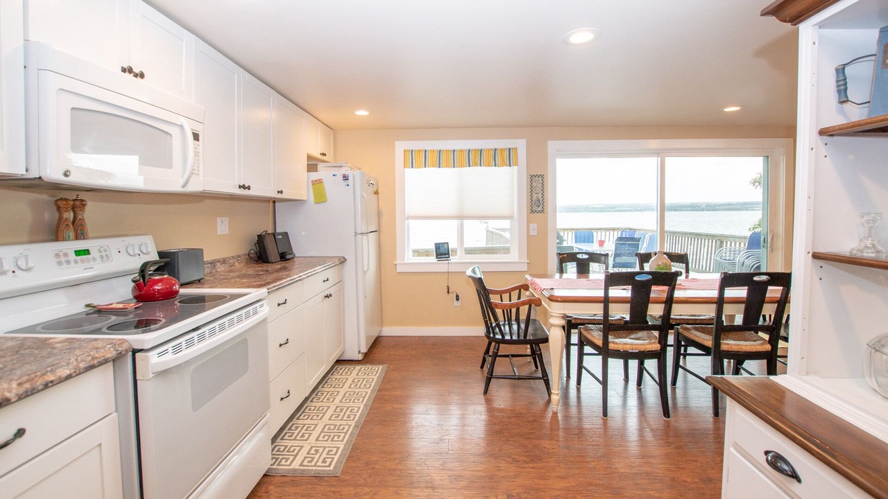 Photo of Kitchen in Romulus