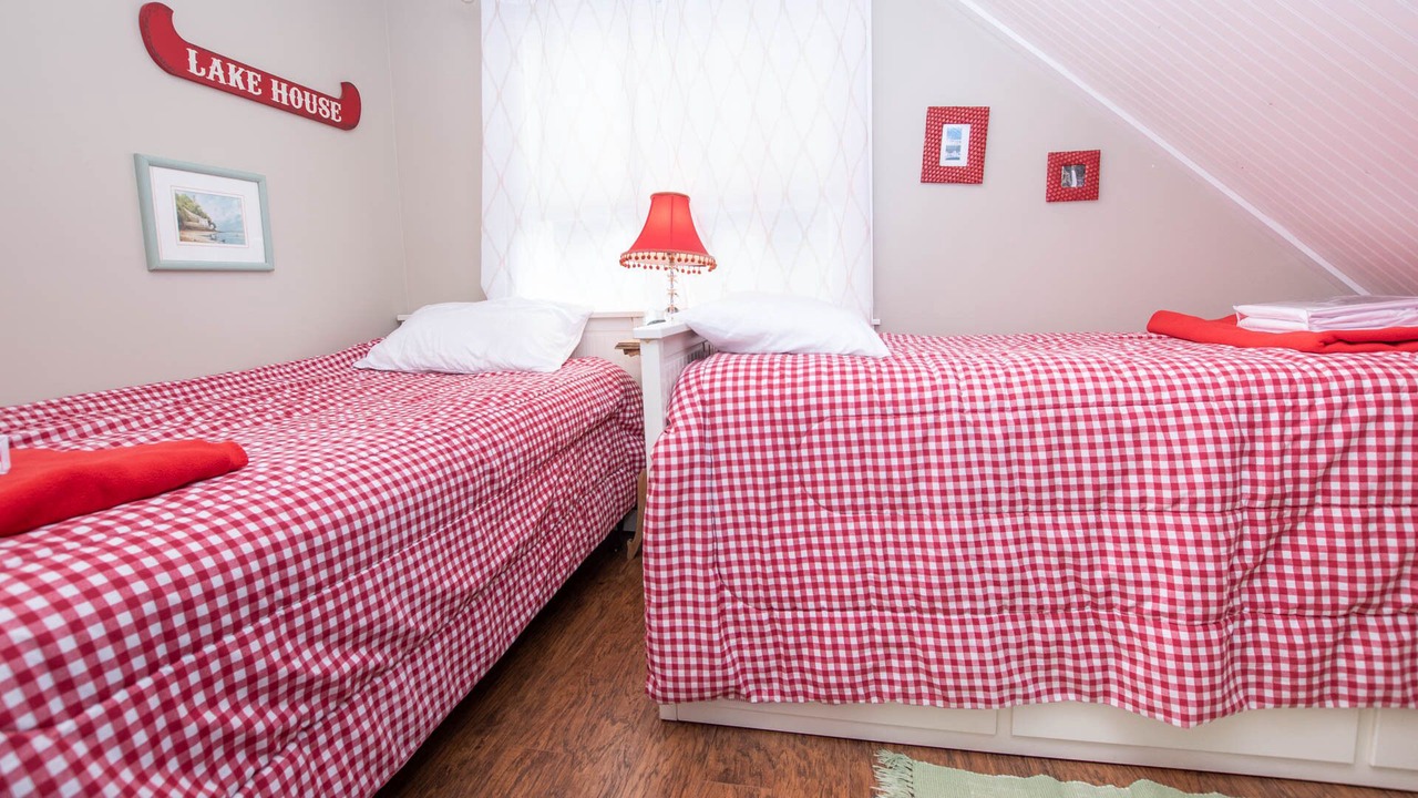 Photo of Bedroom in Romulus