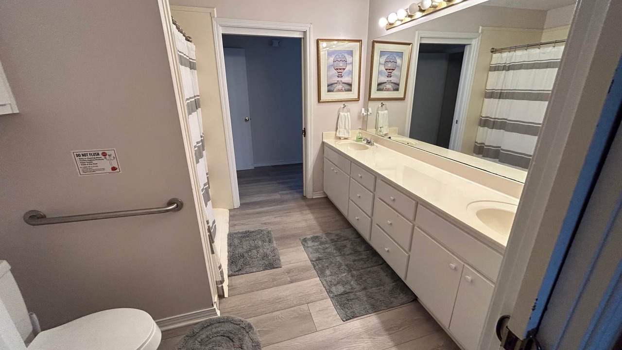 Photo of Bathroom in Saucier
