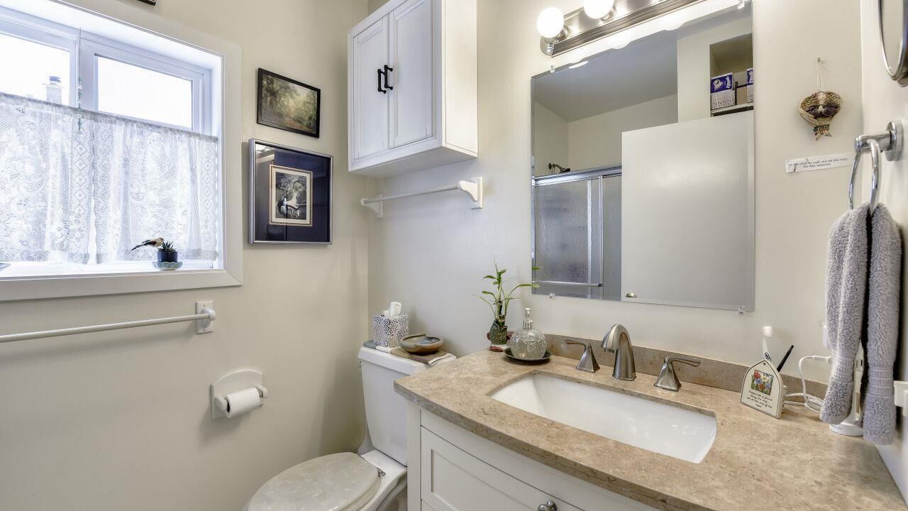 Photo of Bathroom in El Granada