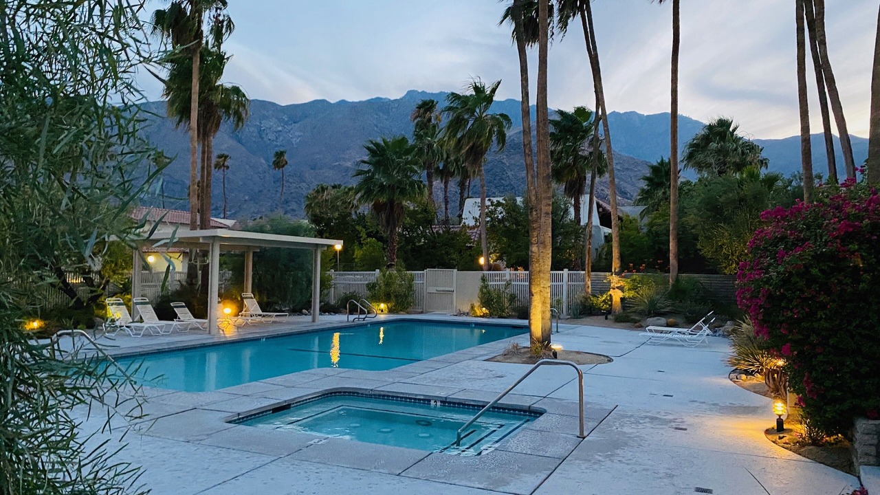 Photo of Outdoor in Little Tuscany