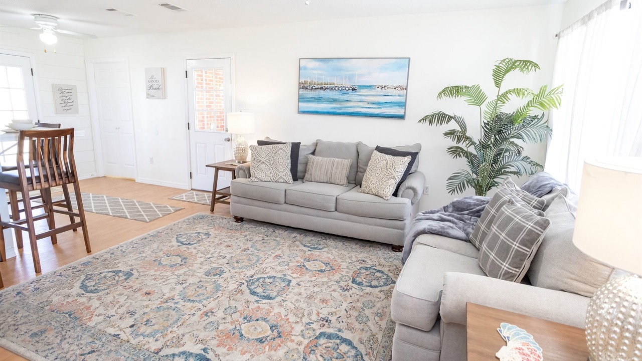 Photo of Bedroom in Long Beach