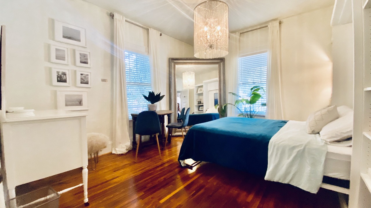 Photo of Bedroom in Plaza Midwood
