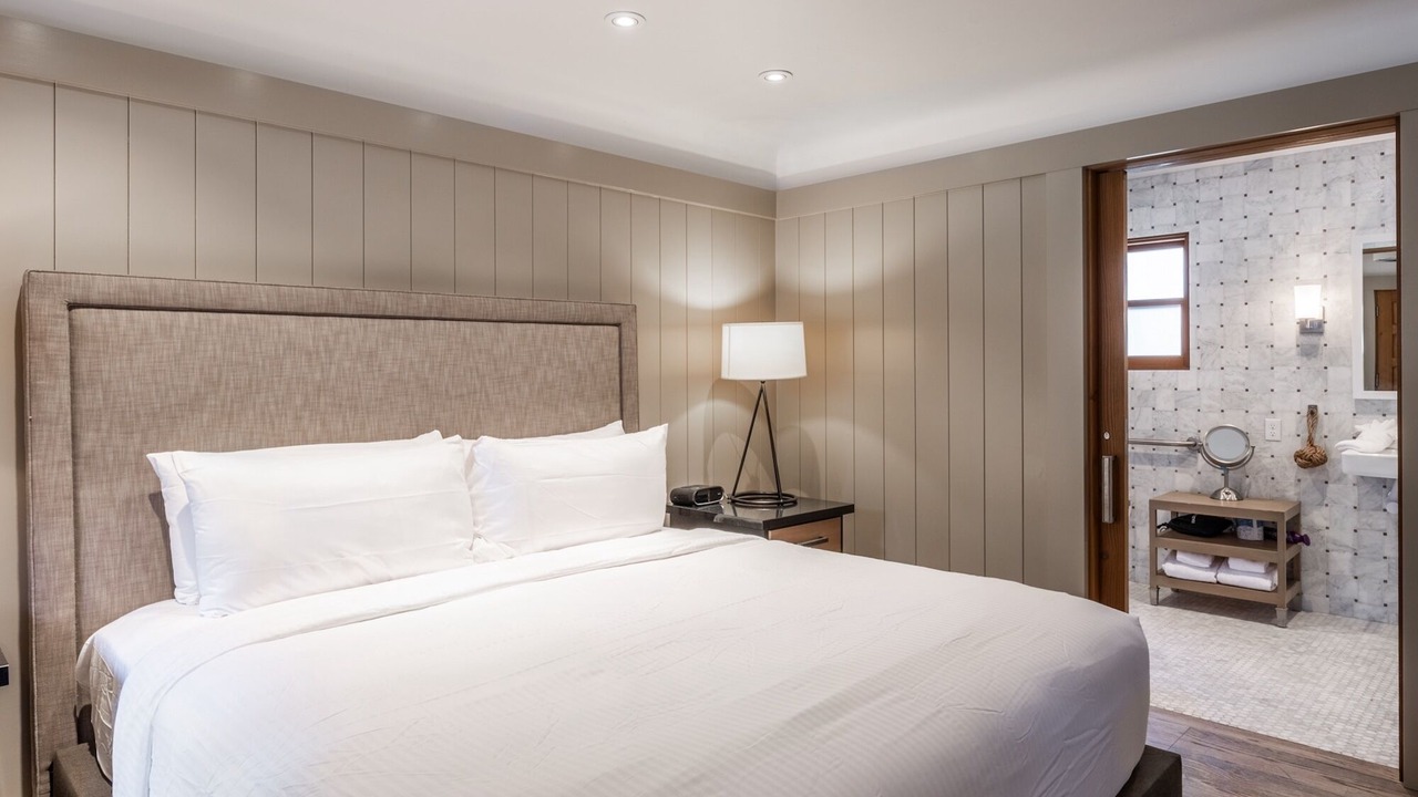 Photo of Bedroom in Homewood
