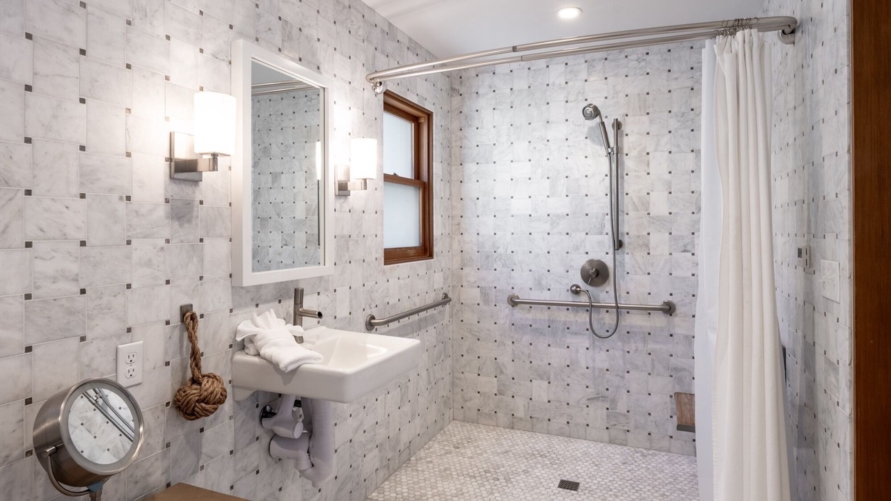 Photo of Bathroom in Homewood