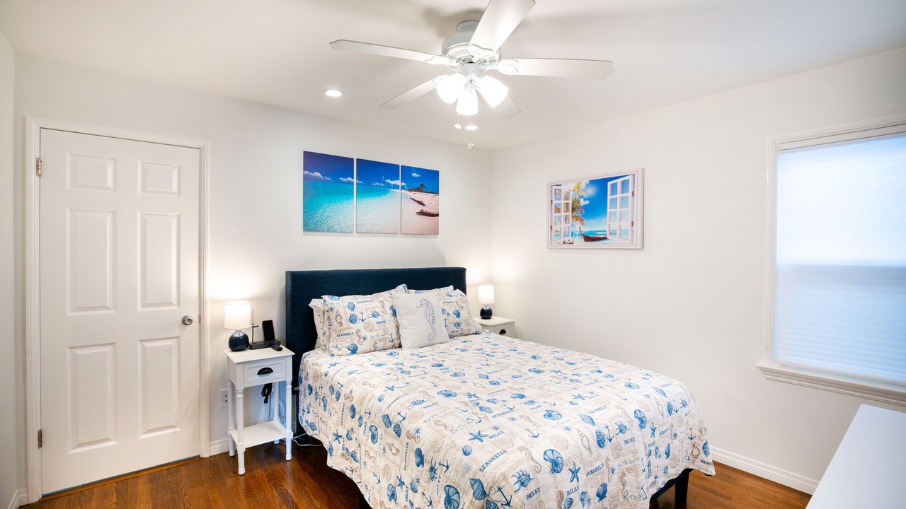 Photo of Bedroom in Belmont Shore